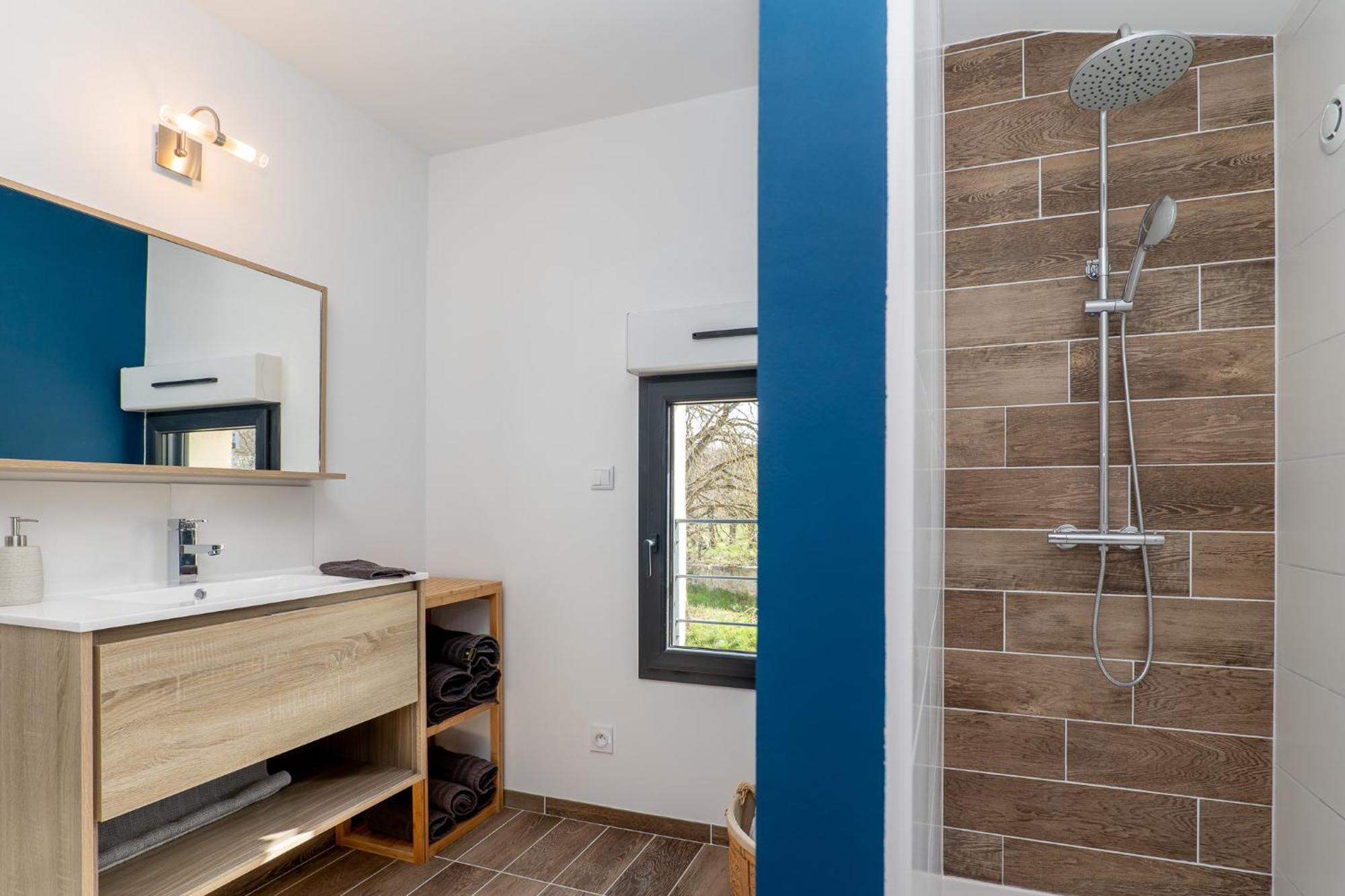 Plaines-Provence Spa&Sauna 迪涅莱班 外观 照片